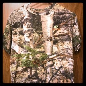 Moss oak boys camo T Shirt.